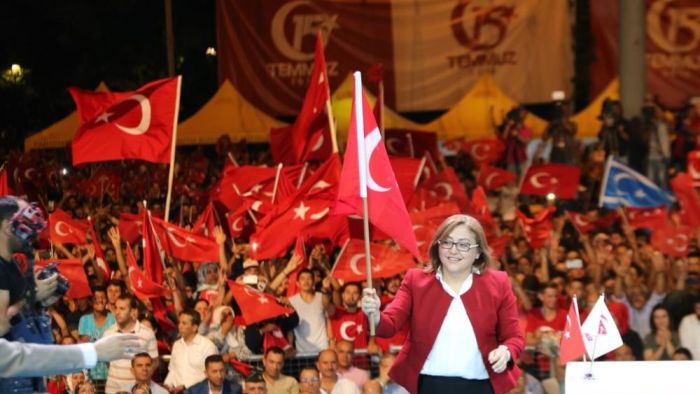 Fatma Şahin: "15 Temmuz, millet iradesinin destanıdır"